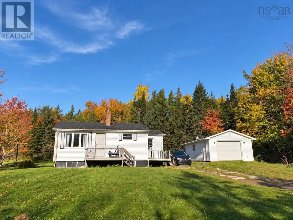 519 Cenotaph Road, West Bay Road