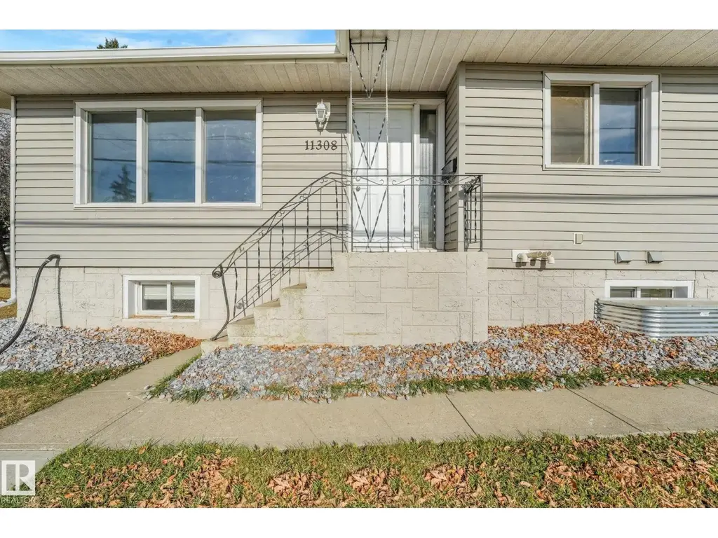 11308 129 Av Nw, Edmonton