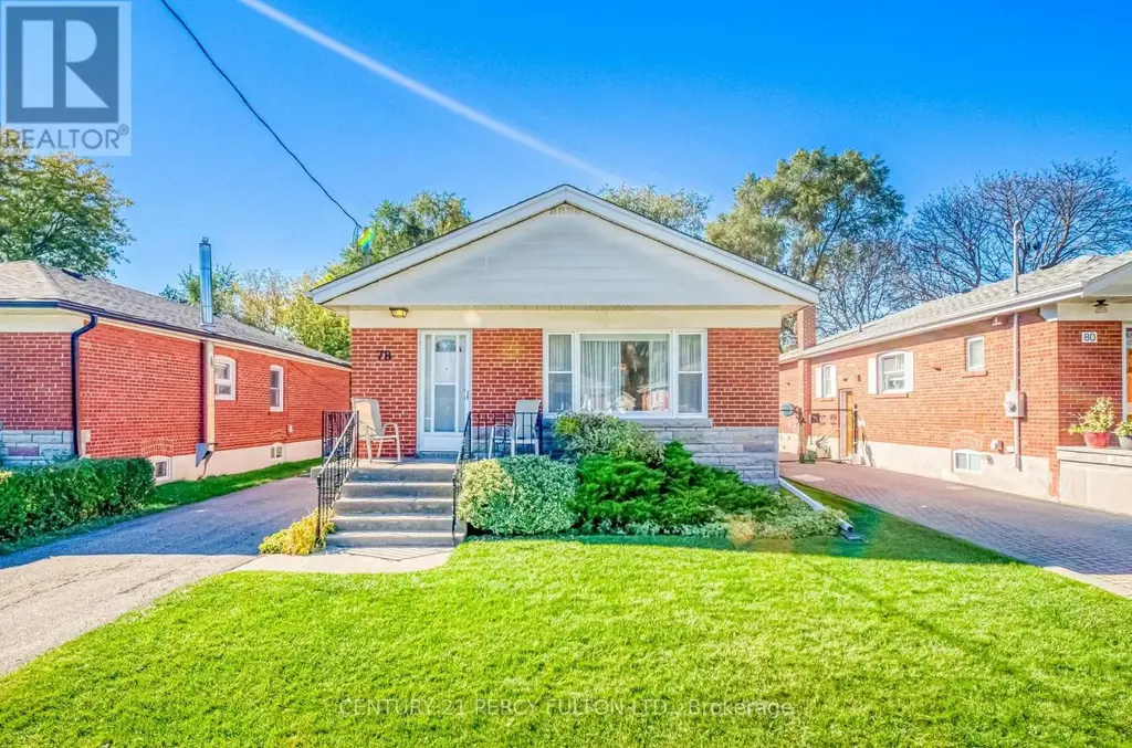 78 Gilroy Drive, Toronto (Dorset Park)
