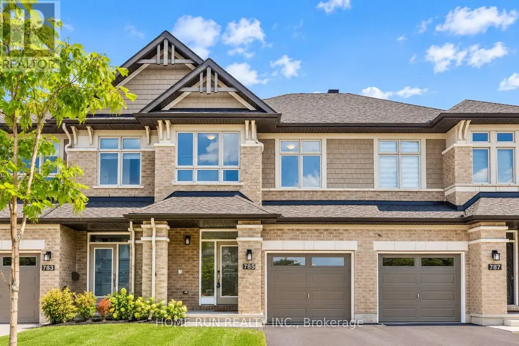 785 Cairn Crescent, Ottawa