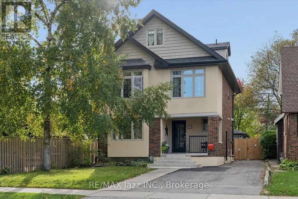 390 Mary Street N, Oshawa (O'Neill)