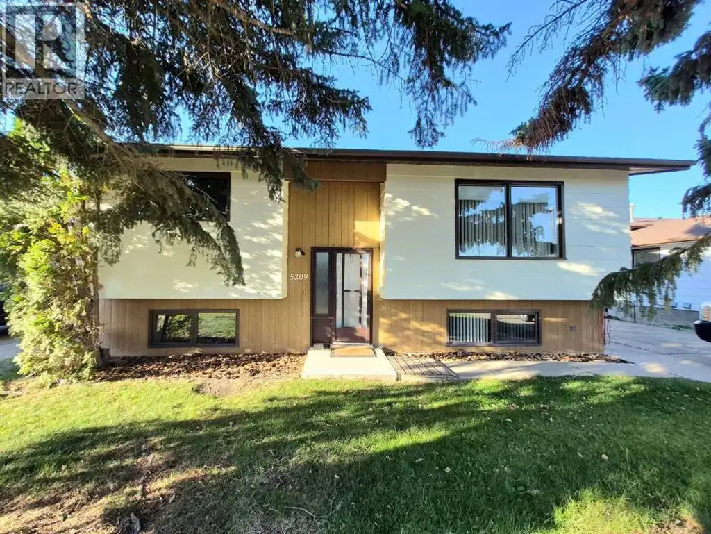 5209 40 Avenue, Taber