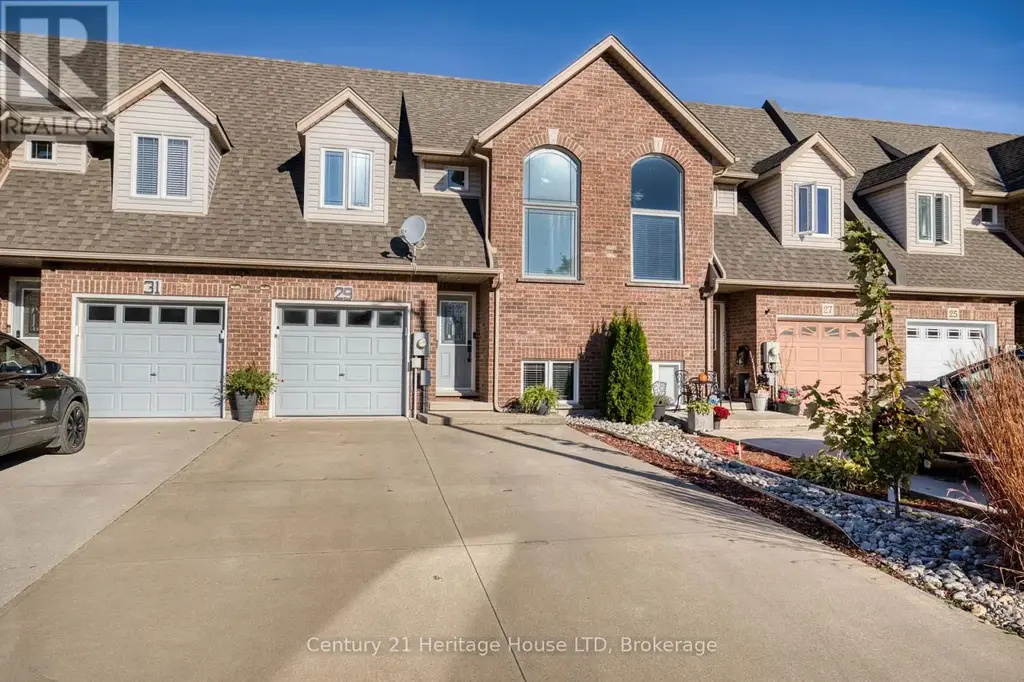 29 Bluegrass Crescent, St. Catharines (Oakdale)
