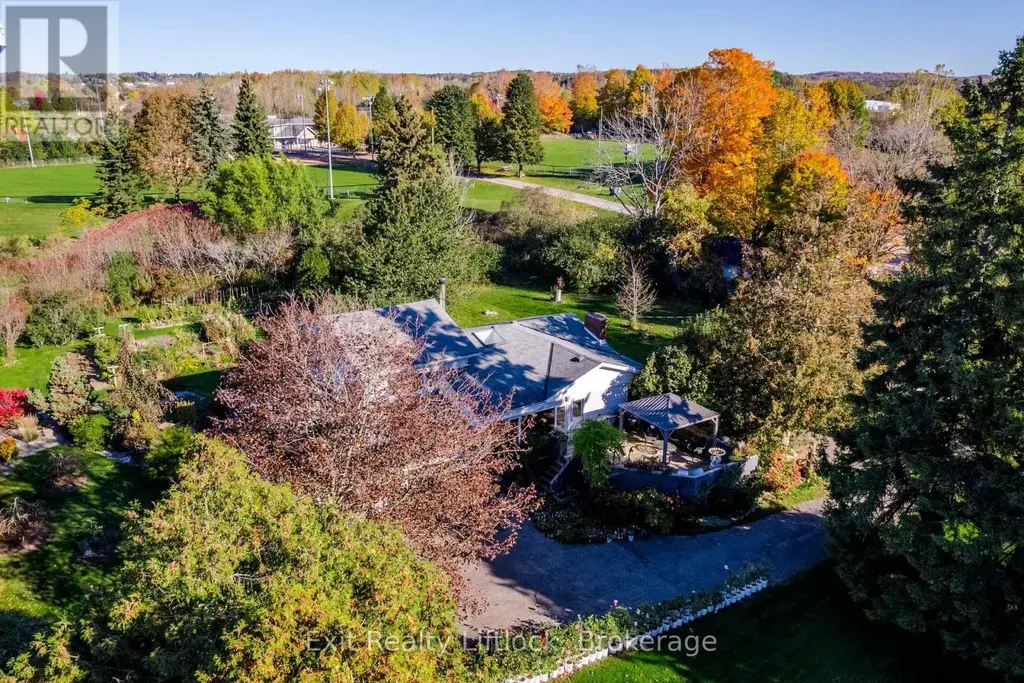 651 & 653 Cottesmore Avenue, Cobourg