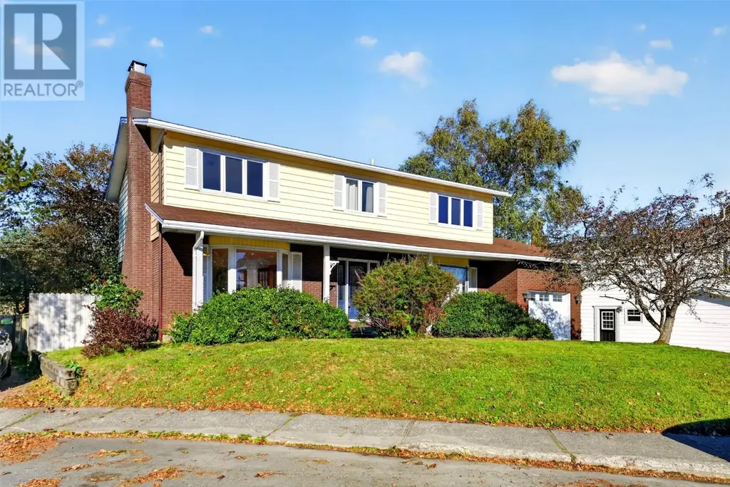 4 Inverness Place, St. John's