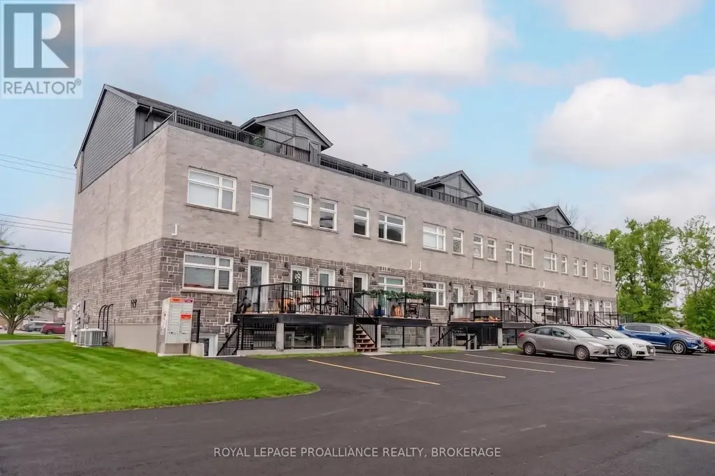 105 - 809 Development Drive, Kingston (South of Taylor-Kidd Blvd)