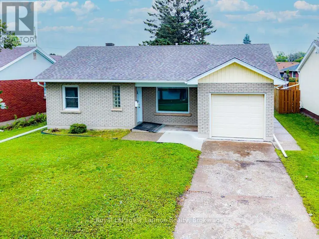 356 Kingsway Avenue, Thunder Bay (Hyde Park)
