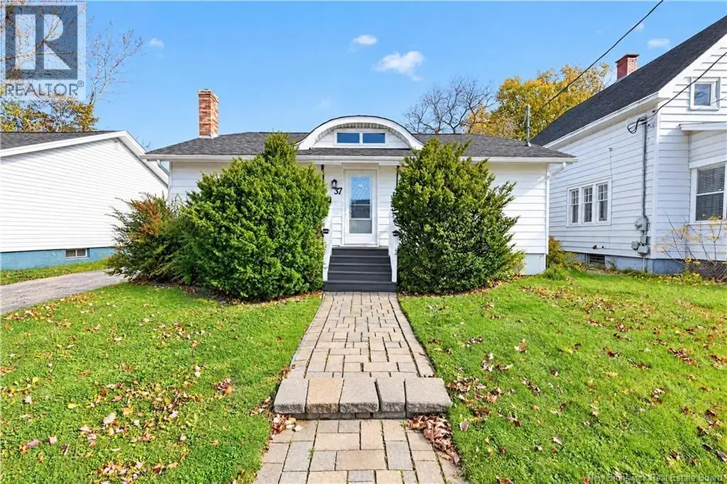 37 Winter Avenue, Moncton