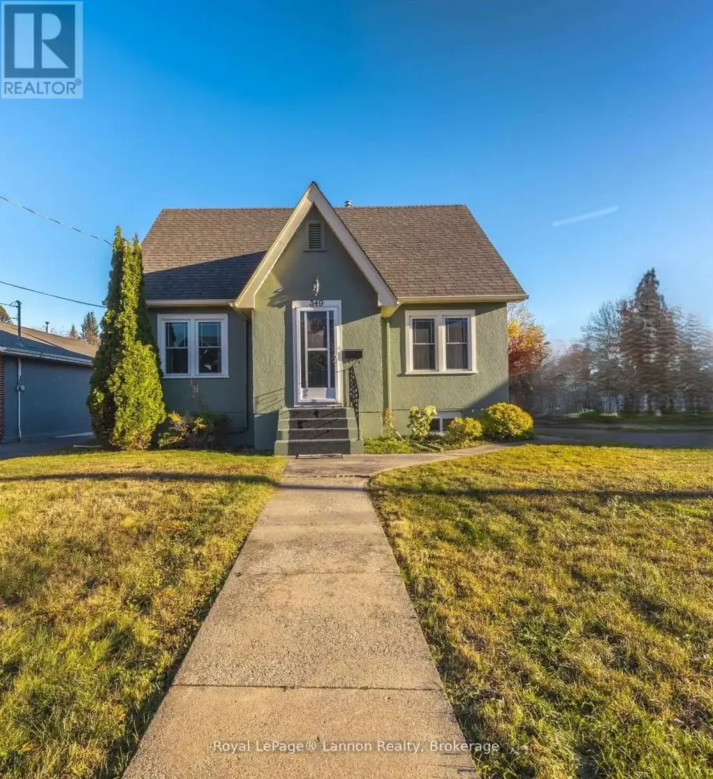 349 Algoma Street N, Thunder Bay (Court / Cumberland)