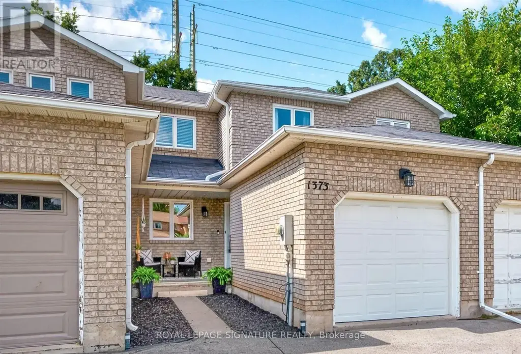 1373 Treeland Street, Burlington (Freeman)