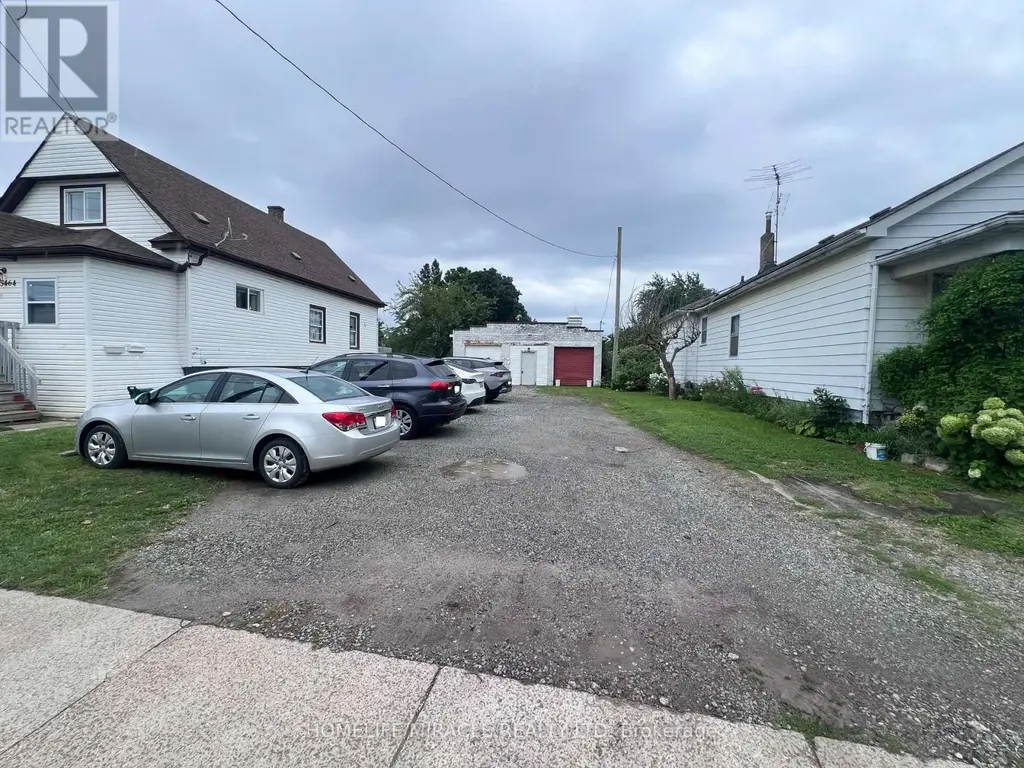 5470 Lewis Avenue, Niagara Falls (Clifton Hill)