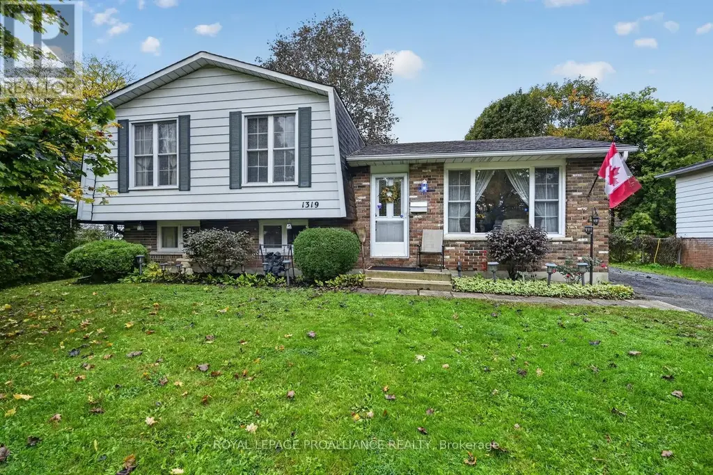 1319 Alwington Street, Brockville