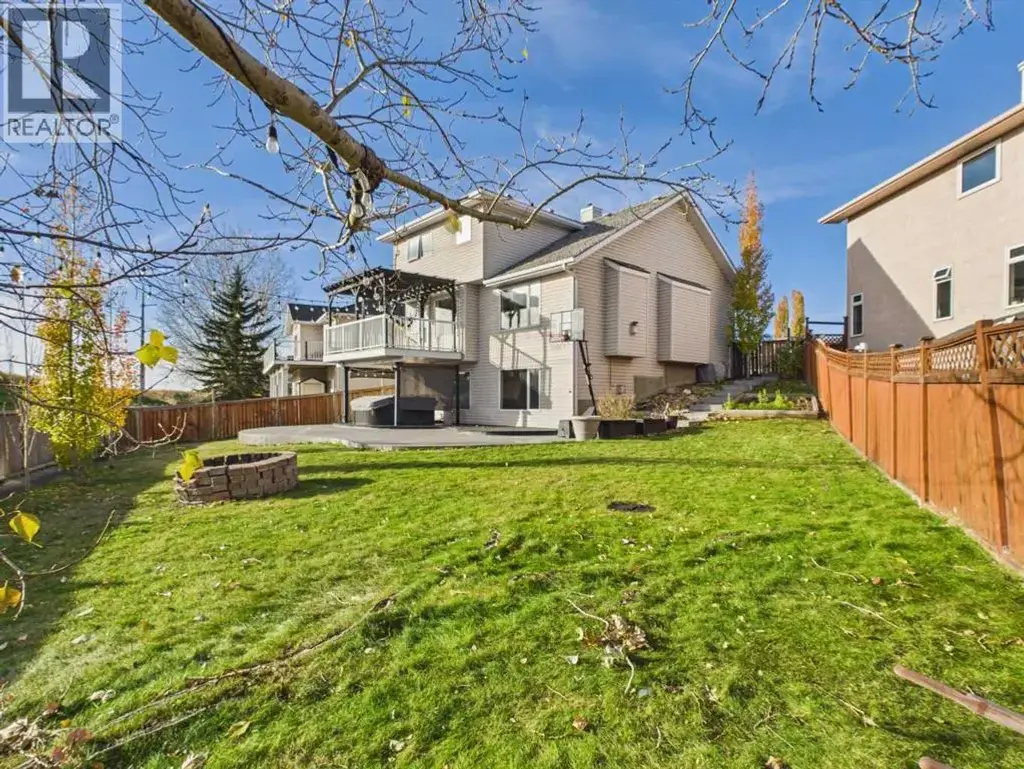 717 Sierra Madre Court Sw, Calgary