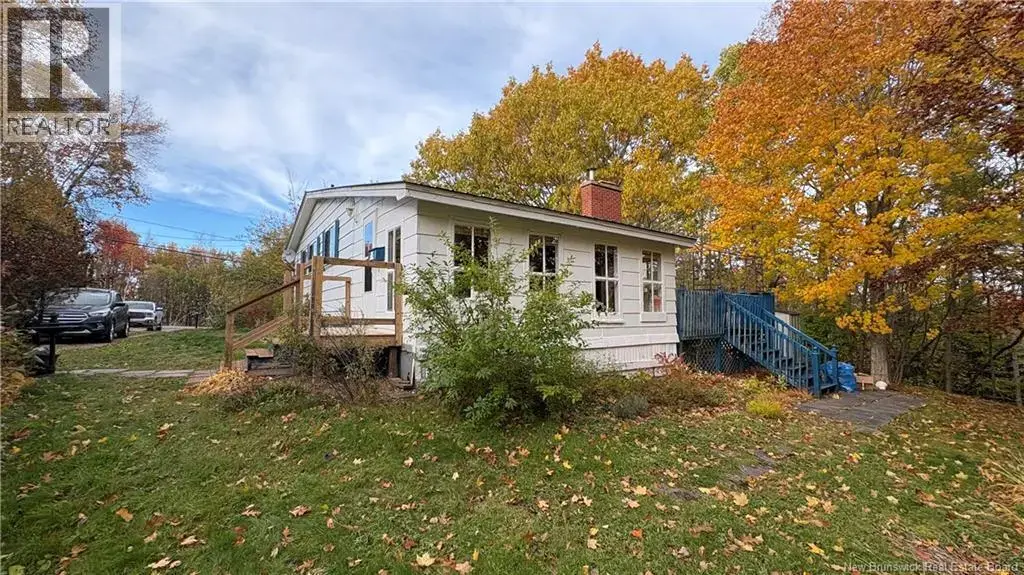 80 Taylor Lane, Hillsborough