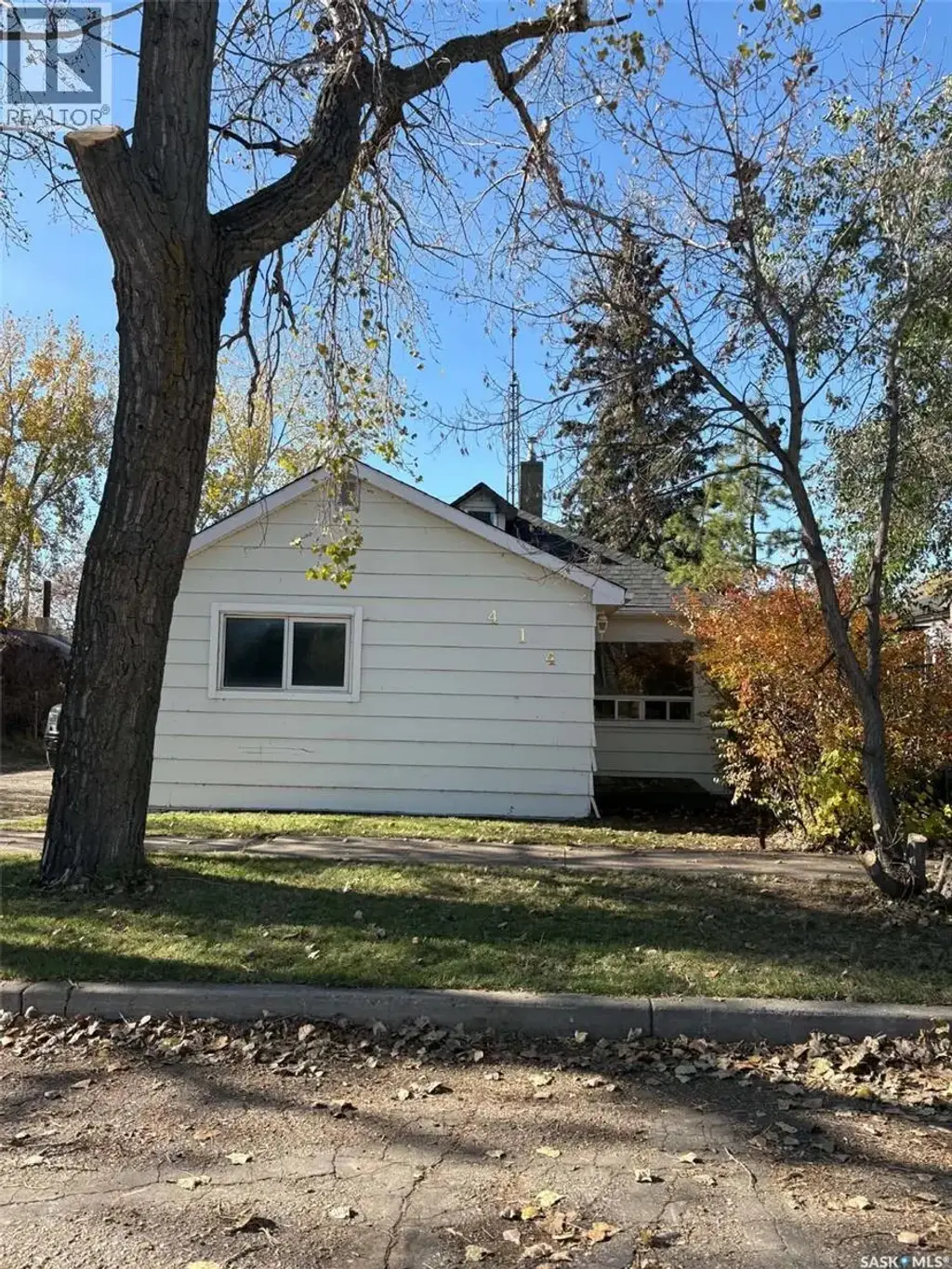 414 Young Street, Bienfait