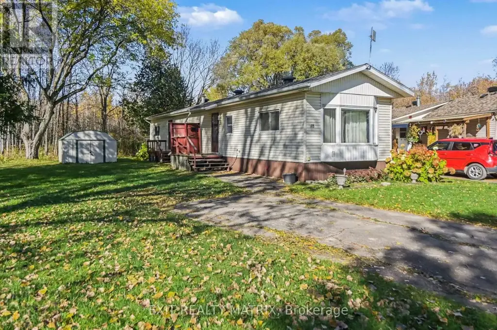 8891 Lynnwood Park Private, Ottawa
