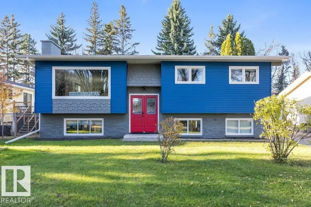 4 Fleetwood Cr, St. Albert