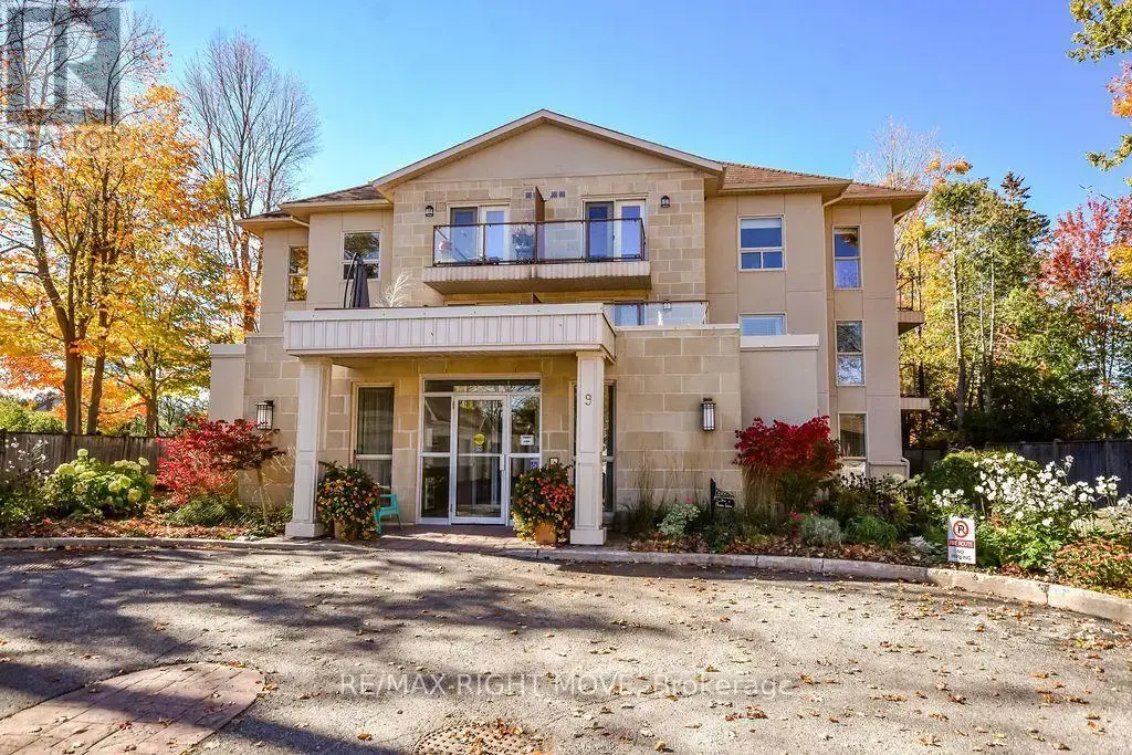 Unit 302 - 9 Westmount Drive S, Orillia
