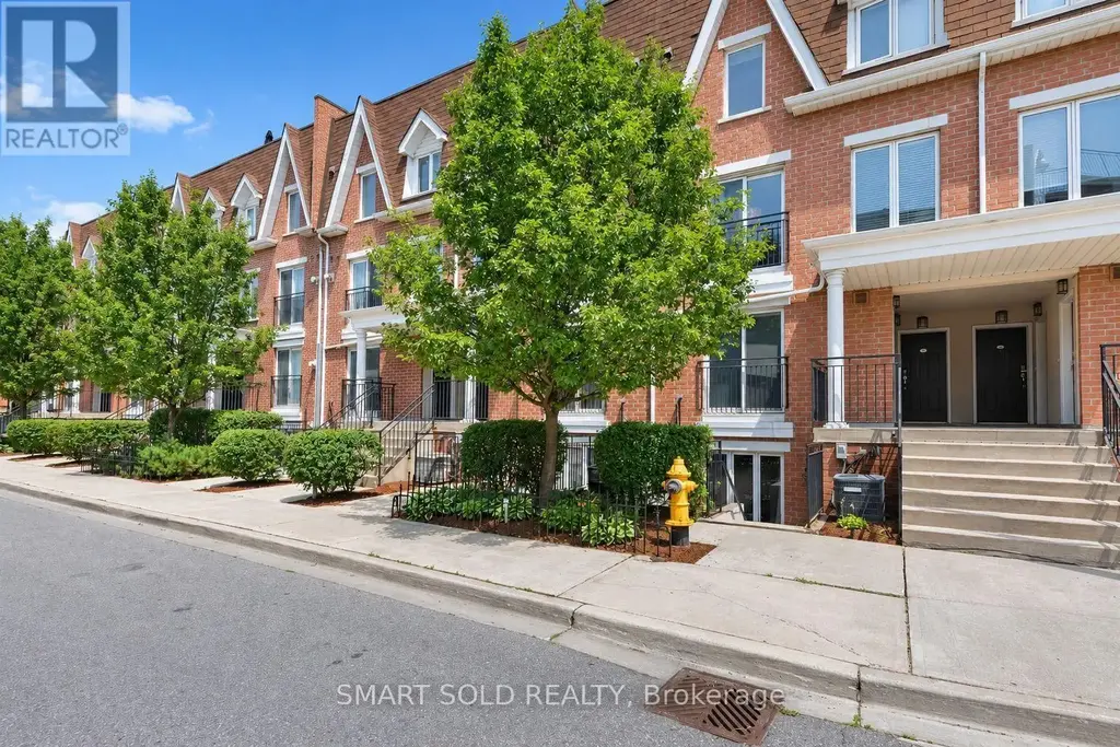 608 - 15 Laidlaw Street, Toronto (South Parkdale)