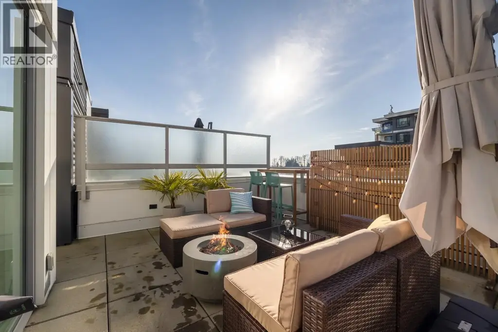 3 8693 Oolichan Way, Vancouver