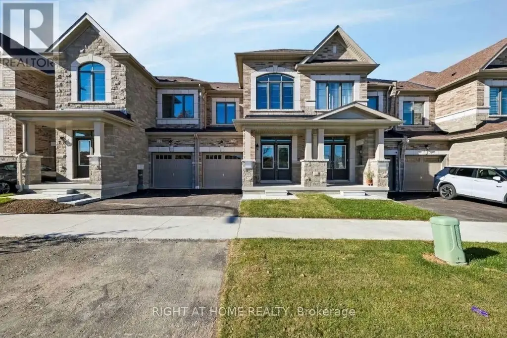 3154 Sideline 16, Pickering