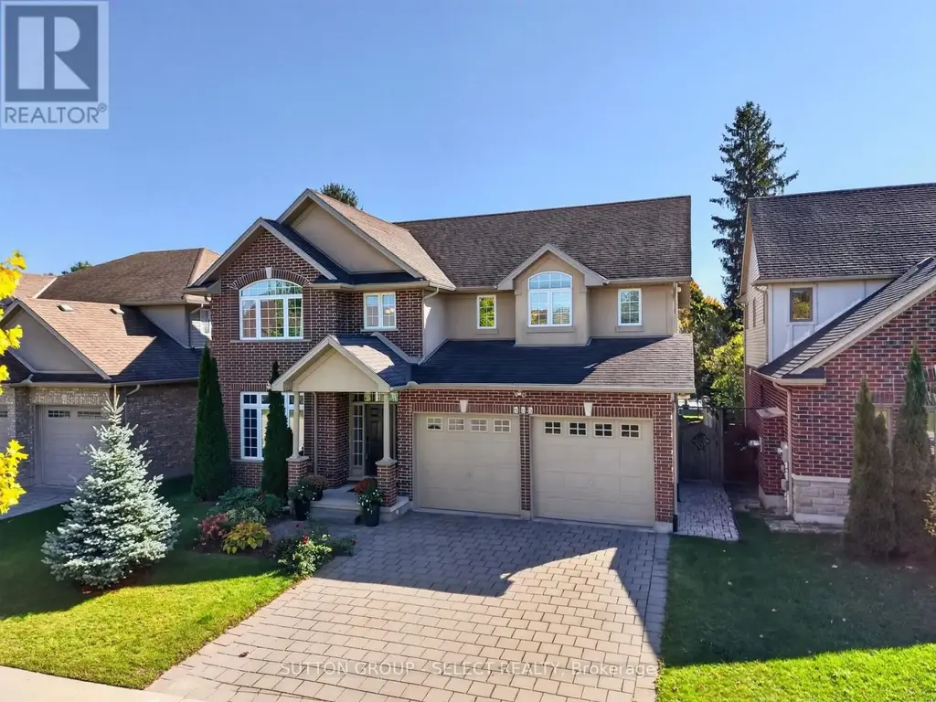 563 Firefly Drive, London North (North B)