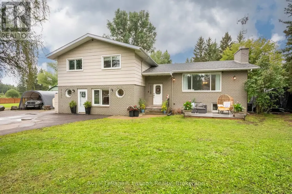 2020 Mountain Road, Thunder Bay (Mountain Road)