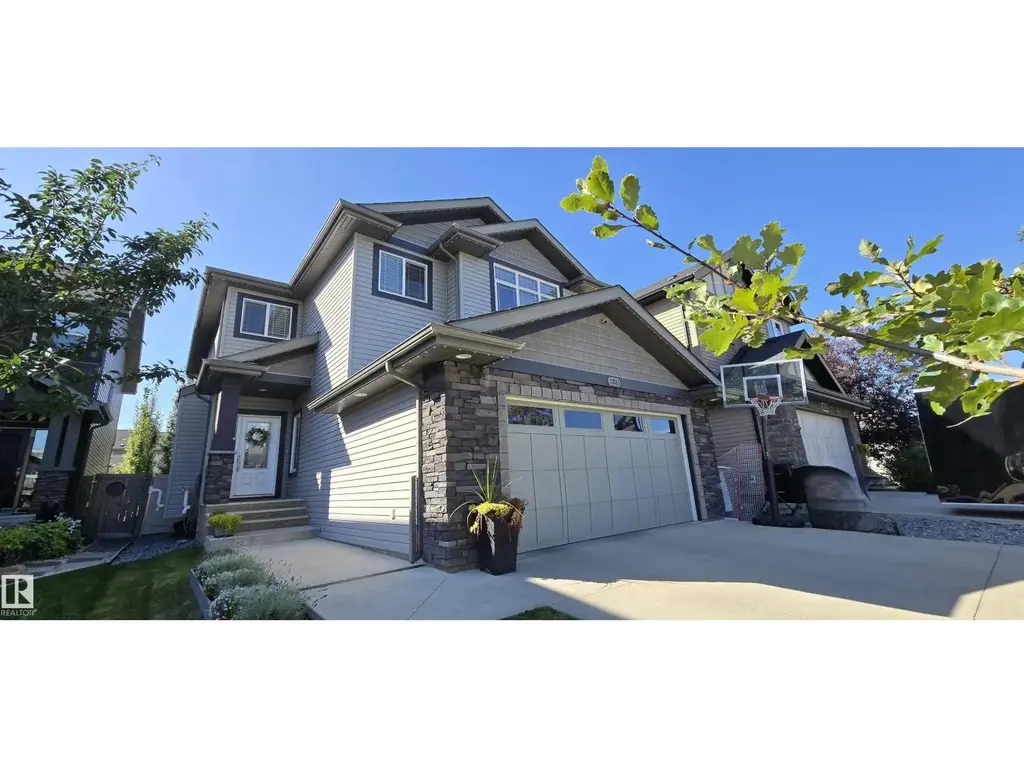 15883 13 Av Sw, Edmonton