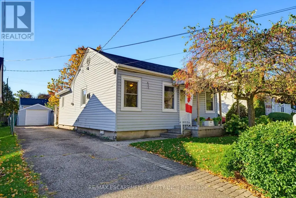 9 Spencer Avenue, Hamilton (Cootes Paradise)