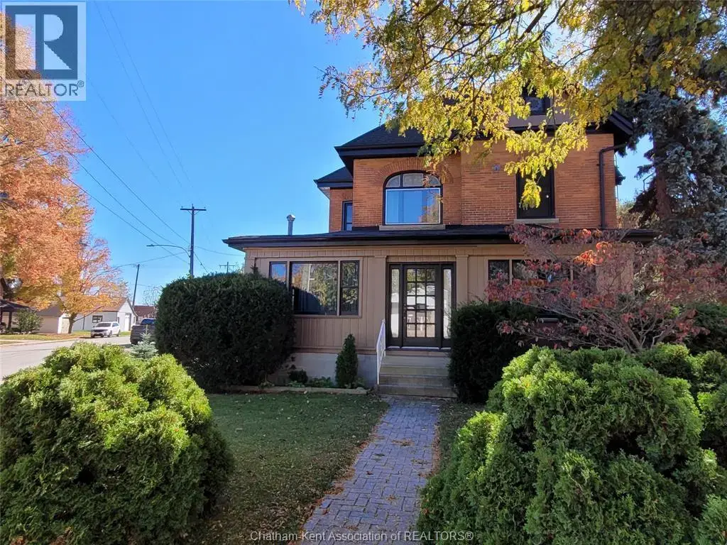 61 London Road, Thamesville