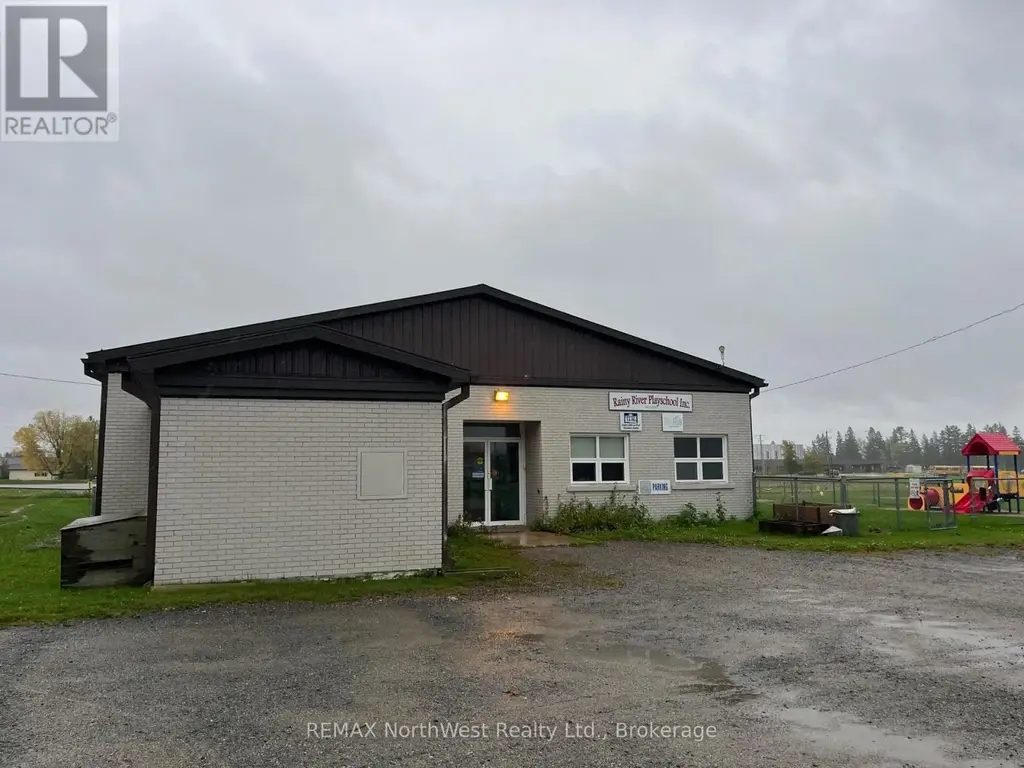 310 Government Road, Rainy River