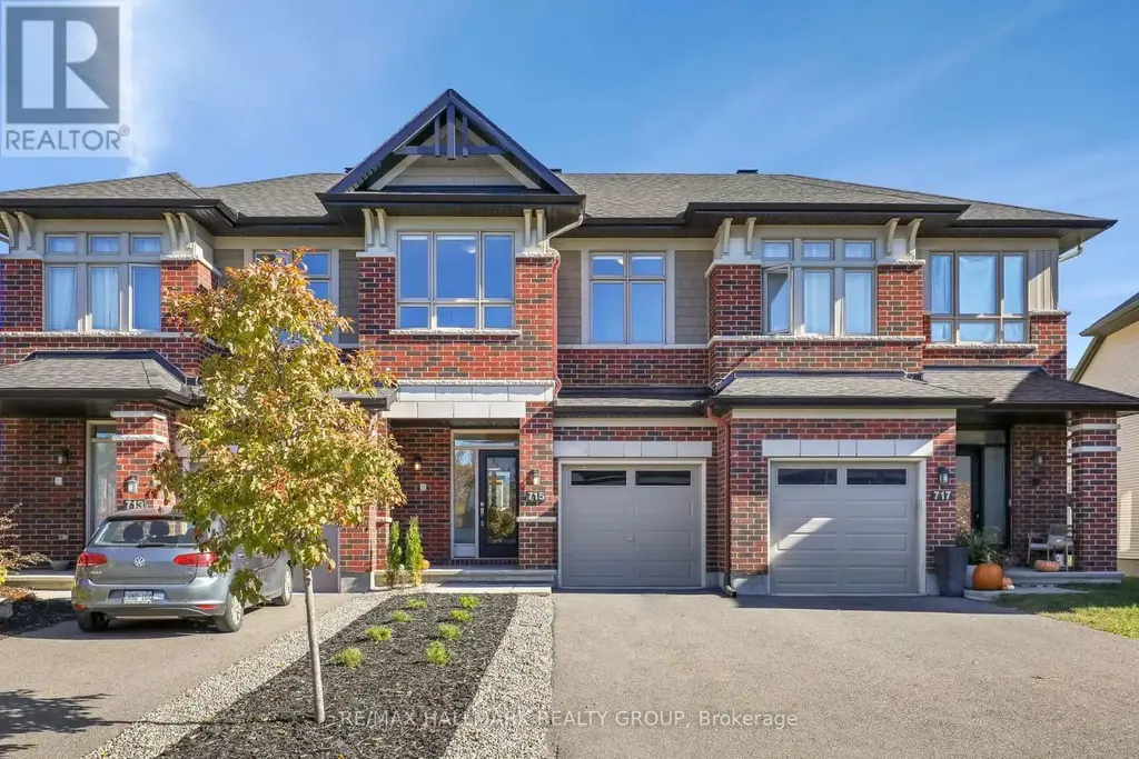 715 Capricorn Circle, Ottawa