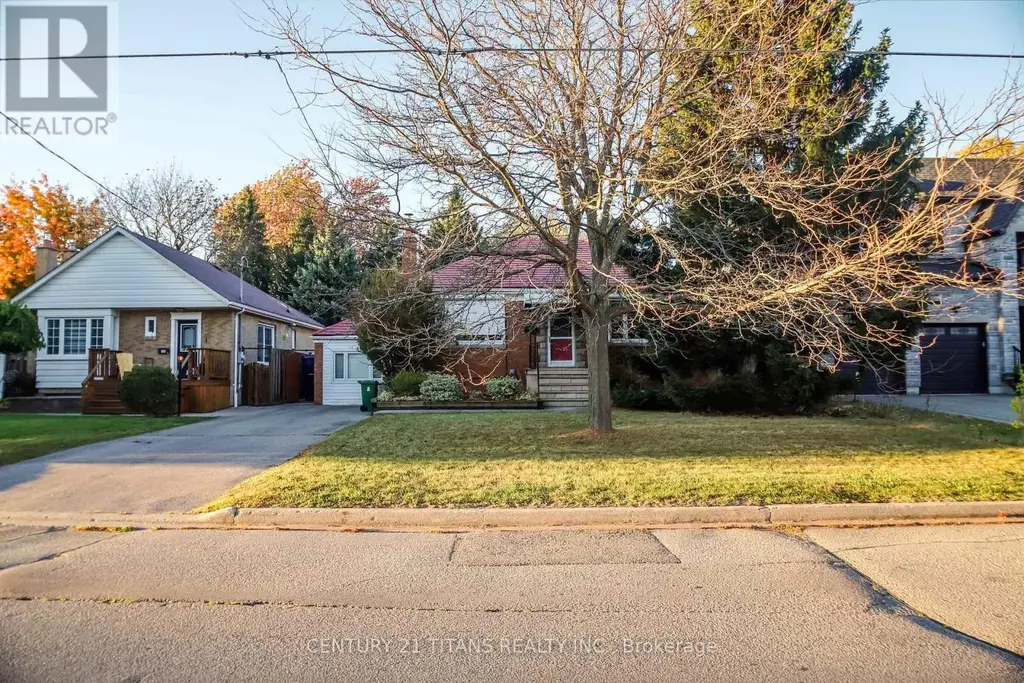 172 Phyllis Avenue, Toronto (Cliffcrest)