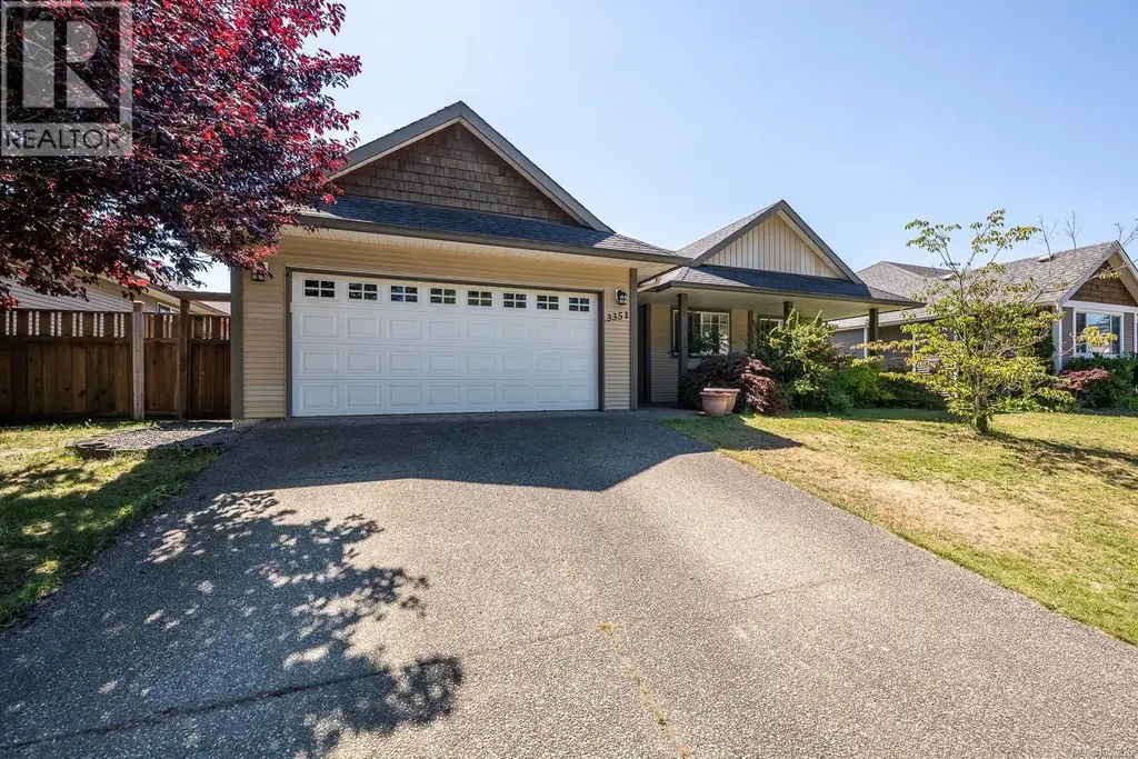 3351 Coniston Cres, Cumberland