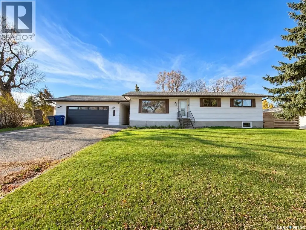 1513 Chestnut Drive, Moosomin