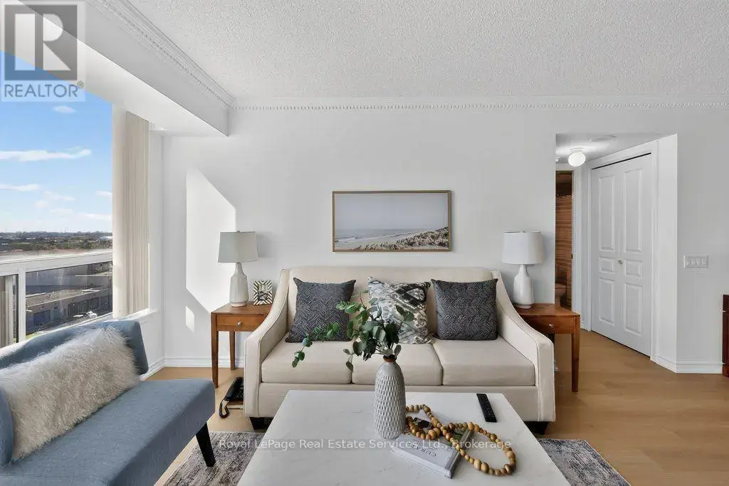1002 - 9015 Leslie Street, Richmond Hill (Beaver Creek Business Park)