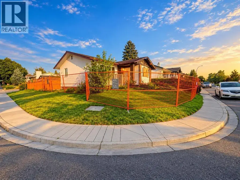 3040 Rundleside Drive Ne, Calgary