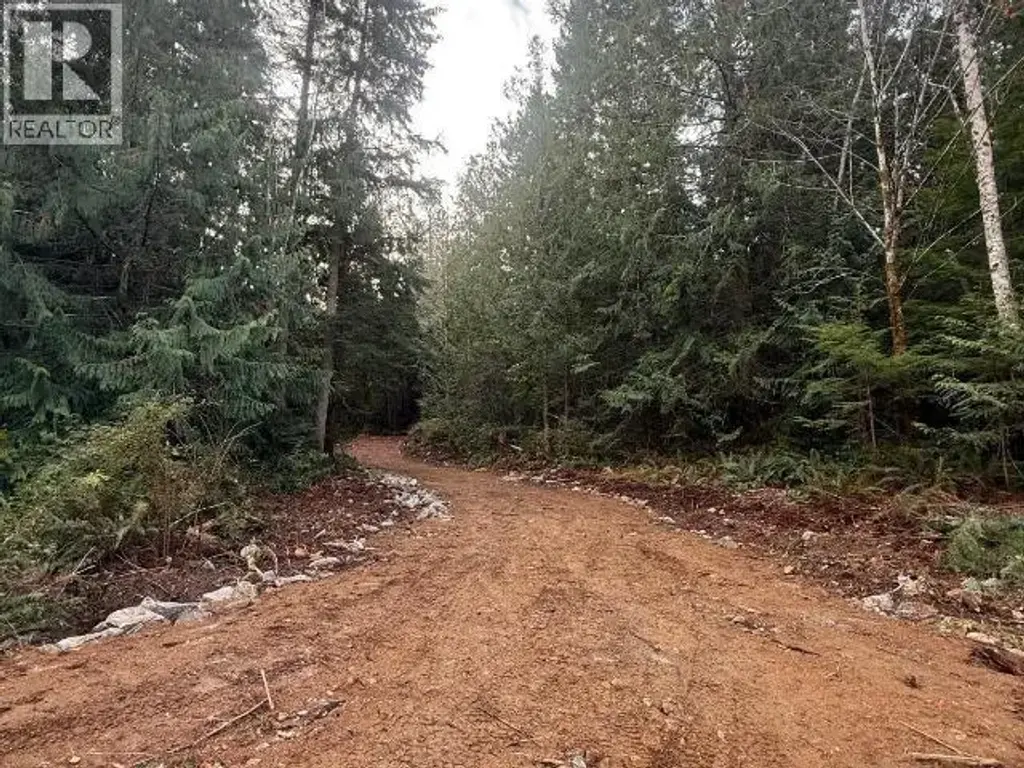 Sl 5-9660 Roots Way, Powell River