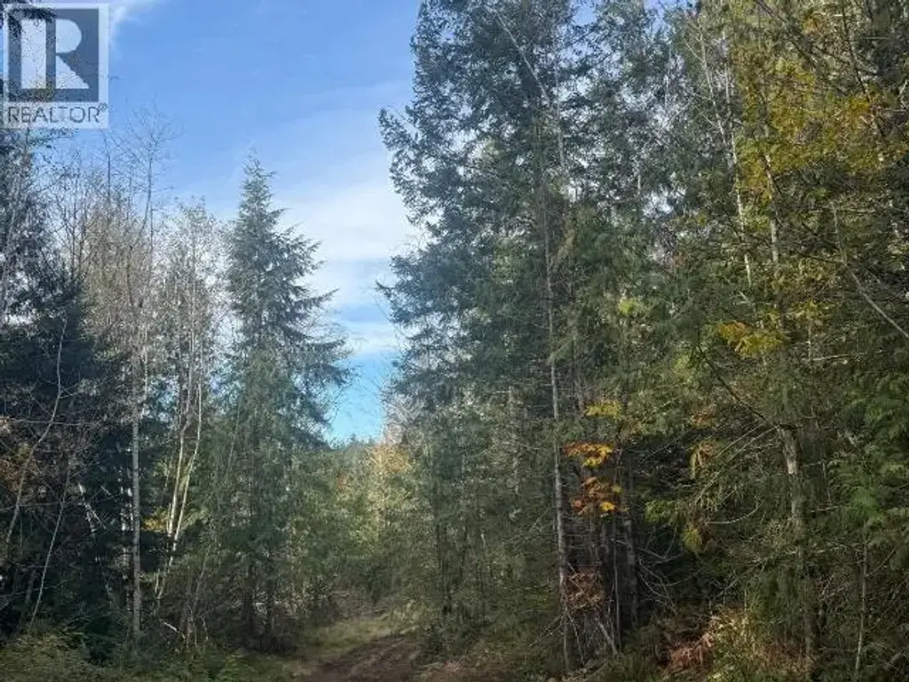 Sl 3-9660 Roots Way, Powell River