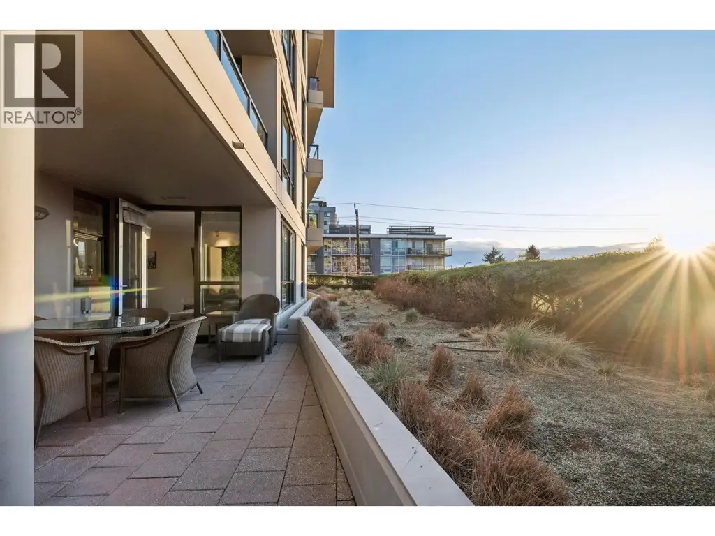 308 160 W 3rd Street, North Vancouver