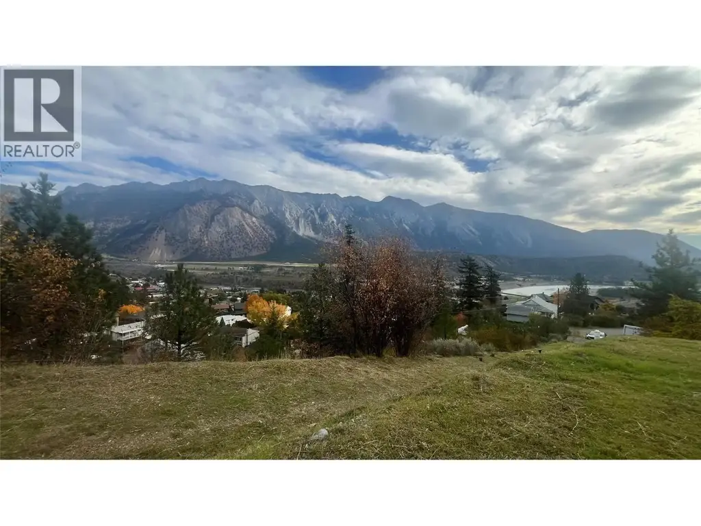 819 Columbia Street, Lillooet