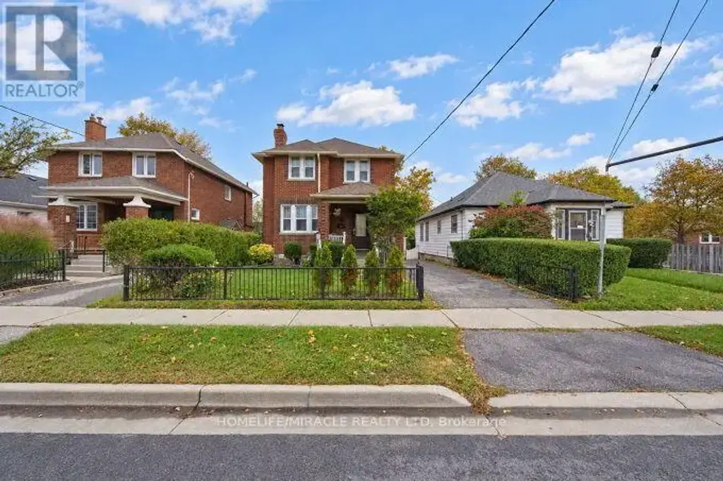 55 Park Road N, Oshawa (McLaughlin)