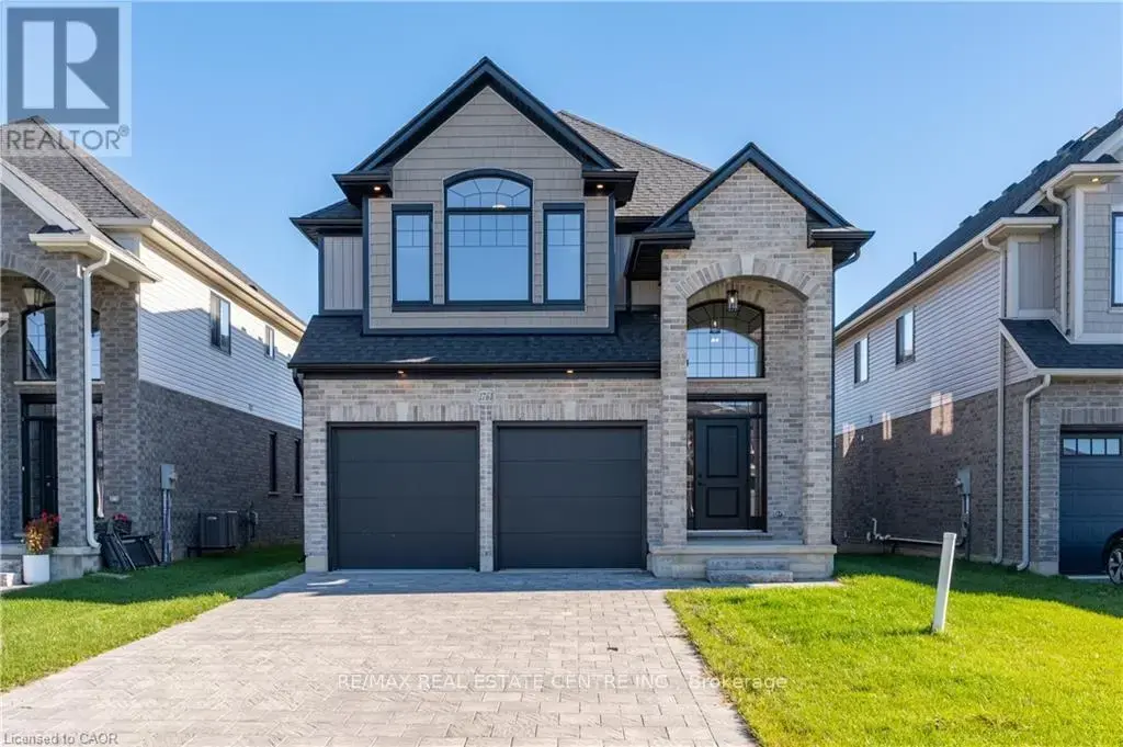 1761 Finley Crescent, London North (North I)