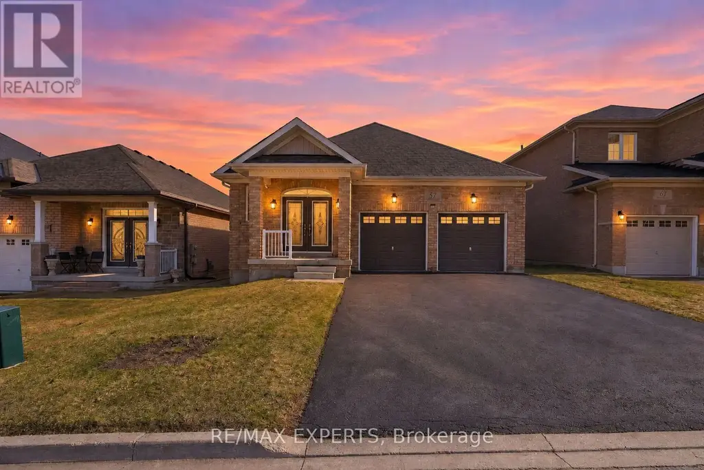 57 Hopkins Crescent N, Bradford West Gwillimbury (Bradford)