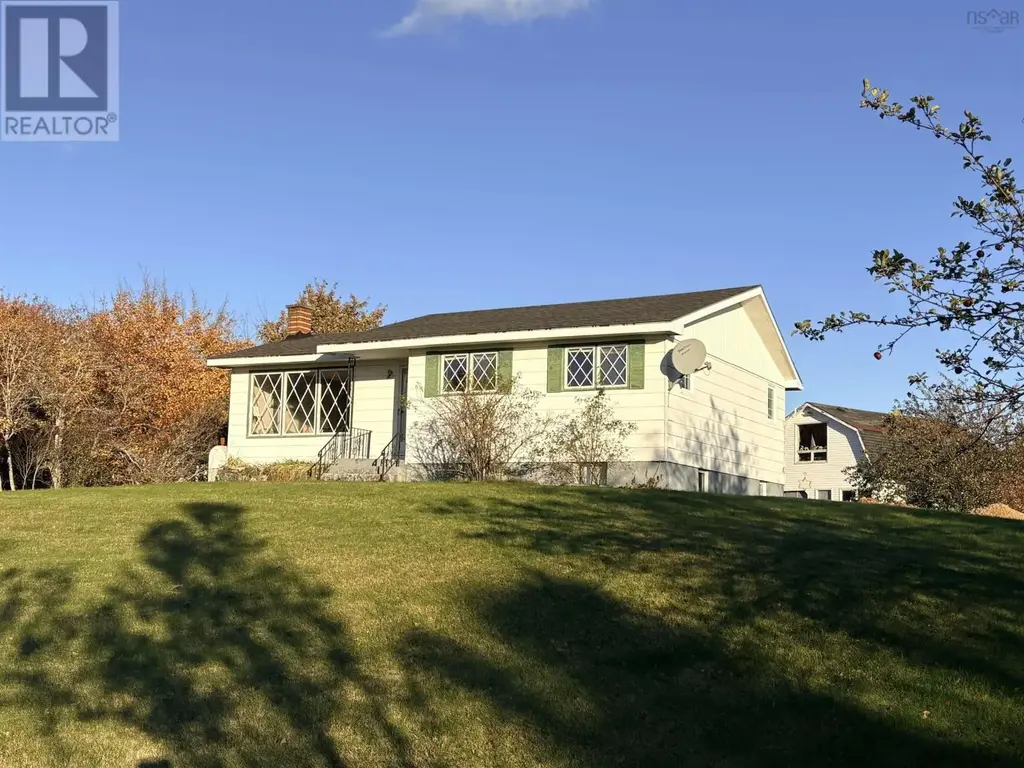 2561 Highway 327 Highway, Caribou Marsh