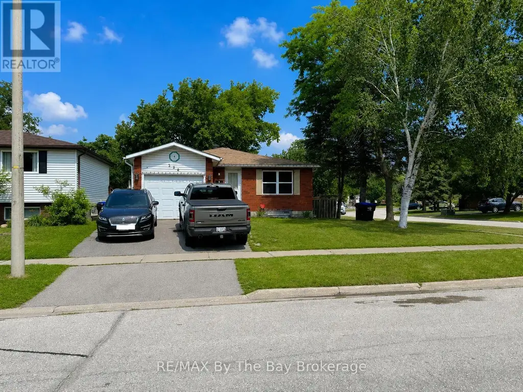 326 Christine Drive, Midland