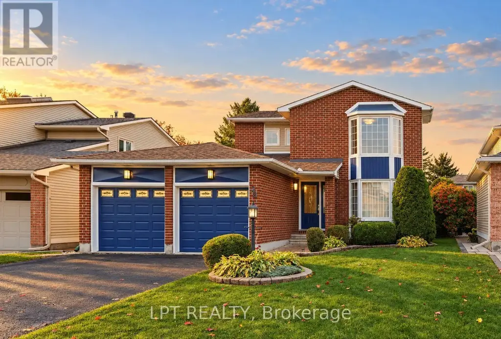 28 Meadow Glade Gardens, Ottawa