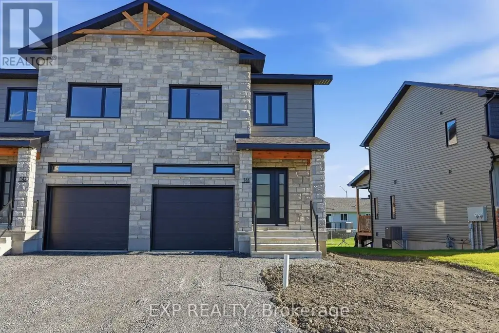 144 Elizabeth Street, North Dundas