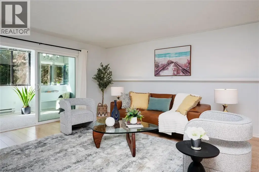 203 1120 Fairfield Rd, Victoria