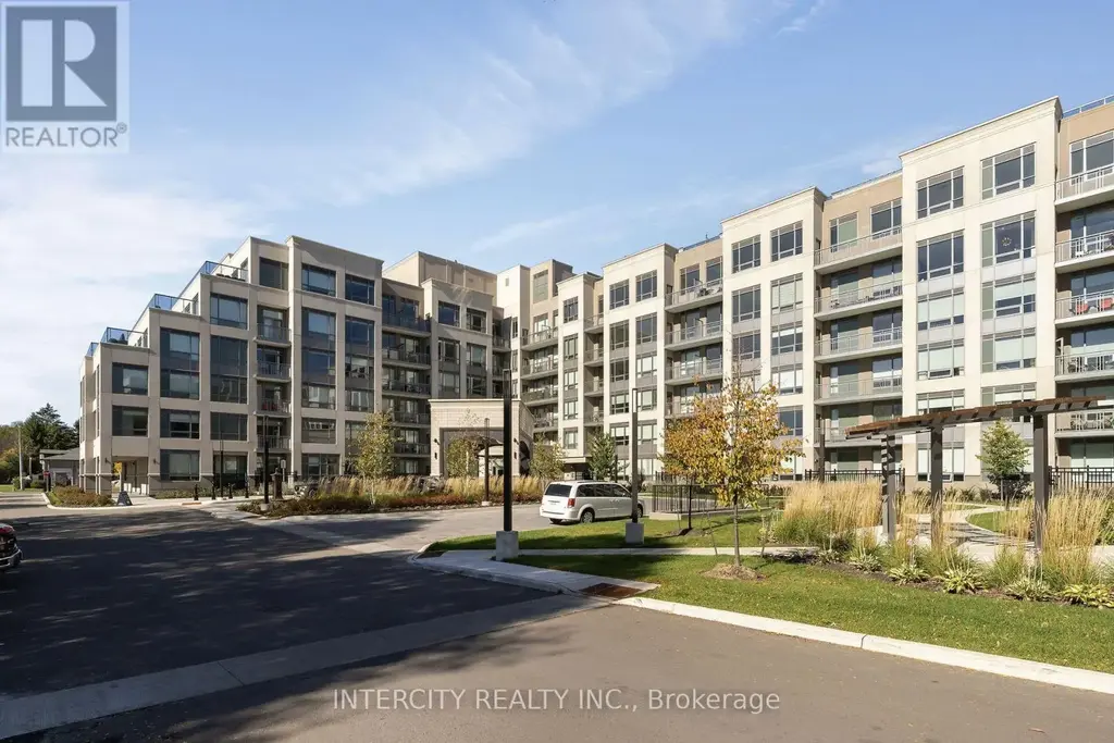 323 - 2075 King Road, King (King City)